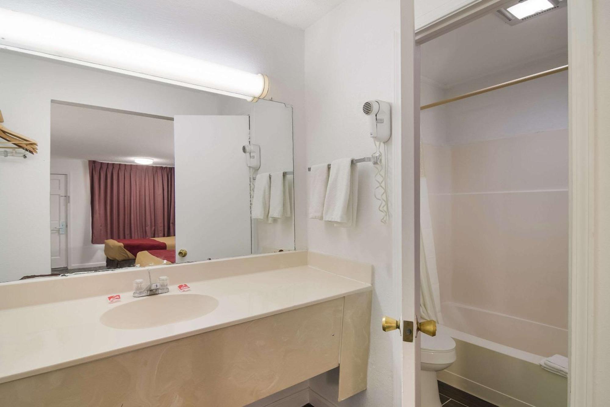 Econo Lodge Calhoun North Damascus Ngoại thất bức ảnh